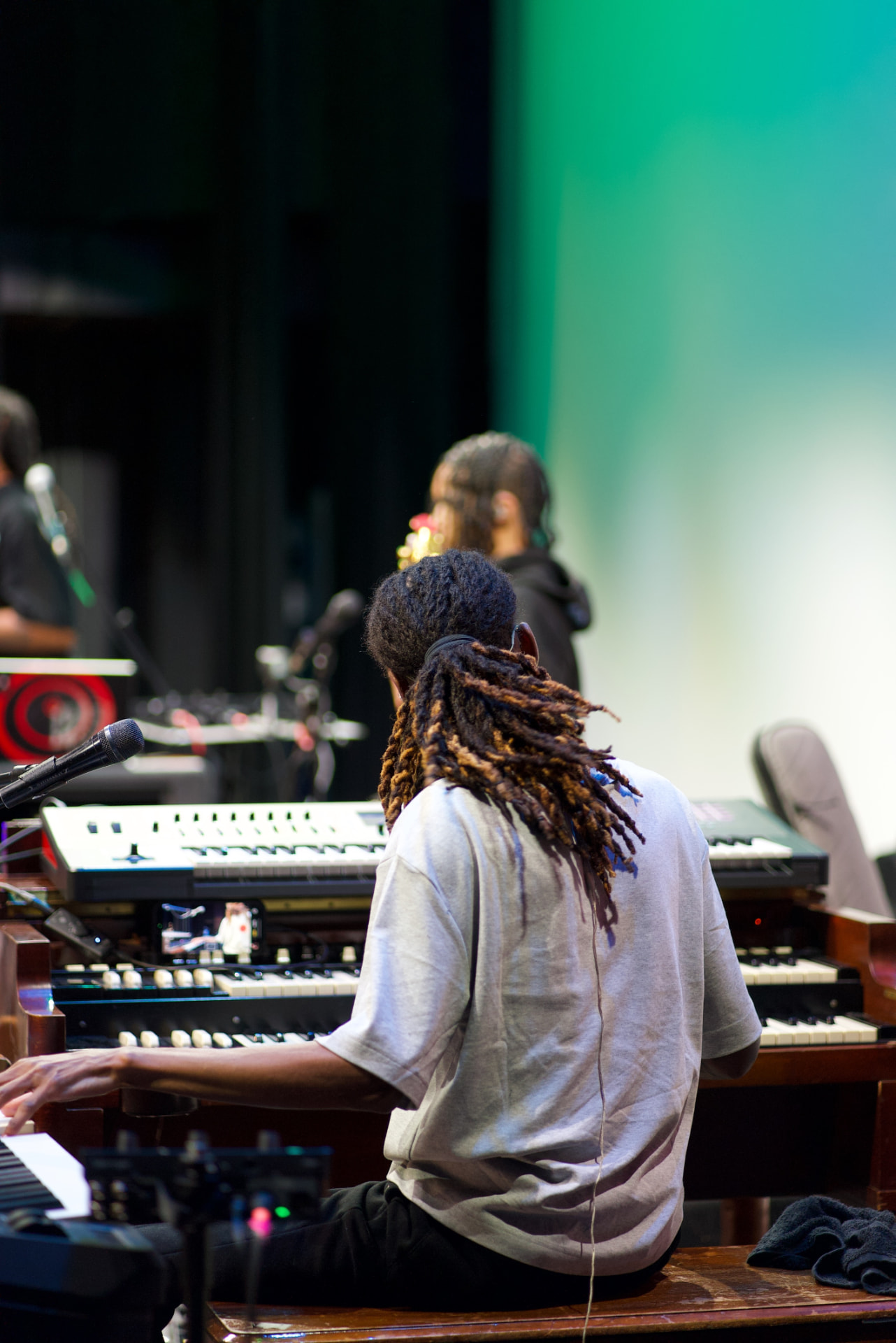 Domo B at the organ